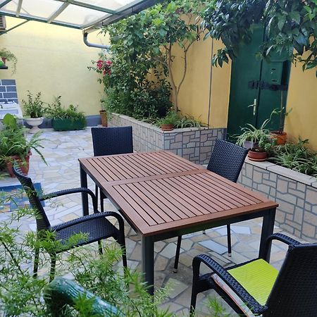 Apartman Jadranka Veli Lošinj Eksteriør bilde