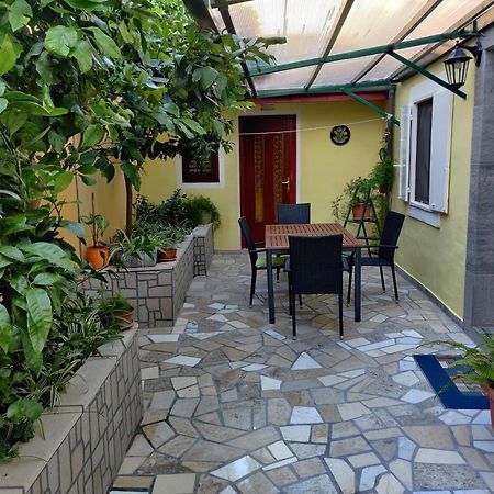 Apartman Jadranka Veli Lošinj Eksteriør bilde